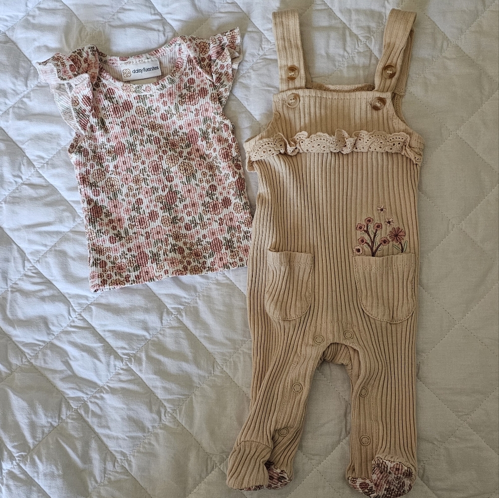 5/$20 Daisy Fuentes Set, Size 0/3M